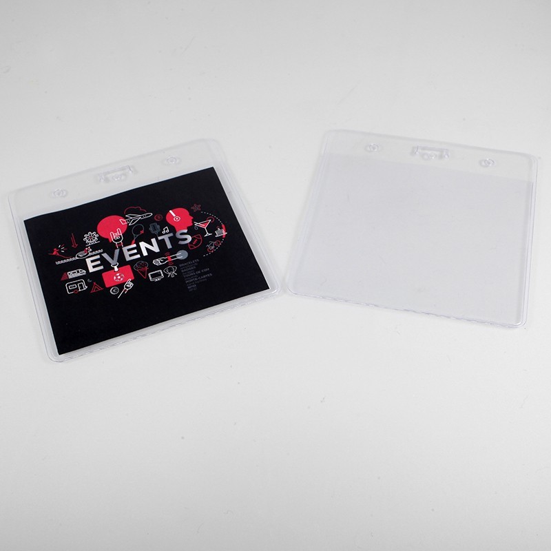 Porta-insignia transparente y flexible : 94 x 64 mm | Etigo