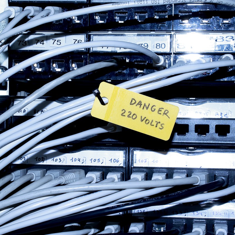 etiquetas con solapa adhesiva