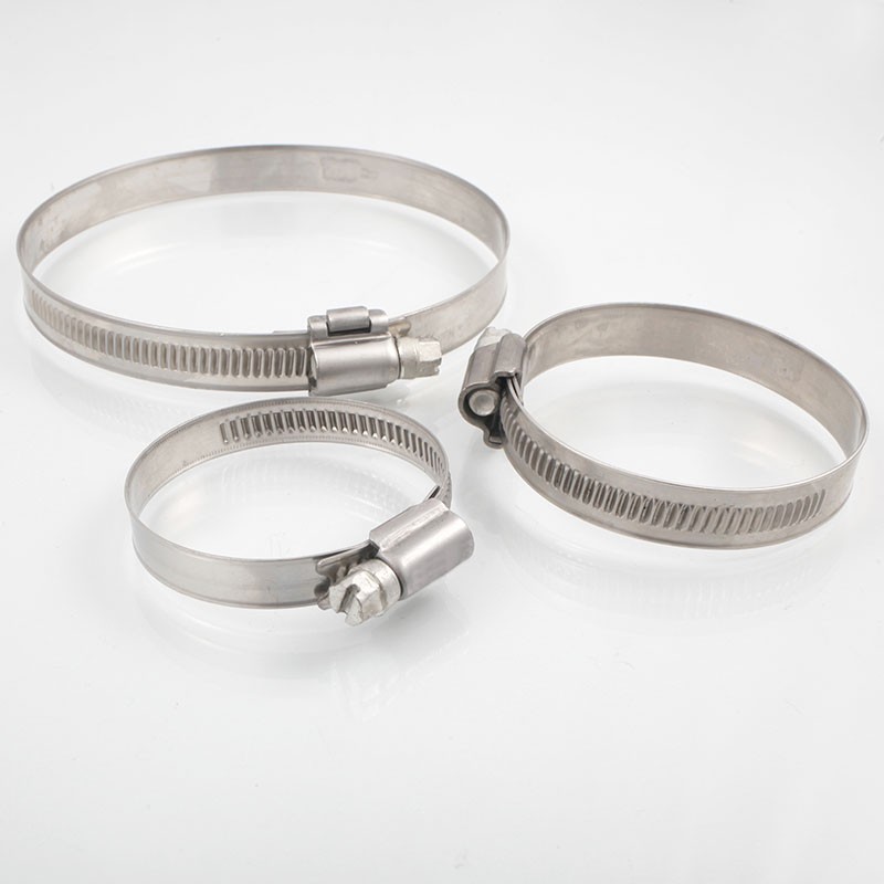 La crémaillère collier de serrage W4 inox largeur 9mm diamètre 16-25mm
