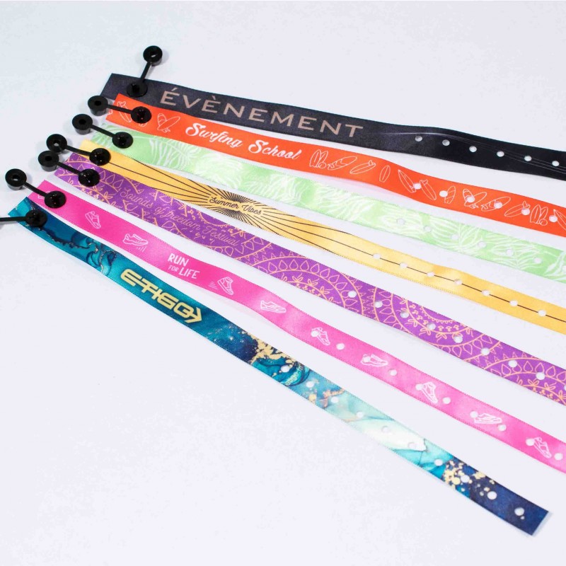 Bracelets Satin personnalisés ouvert