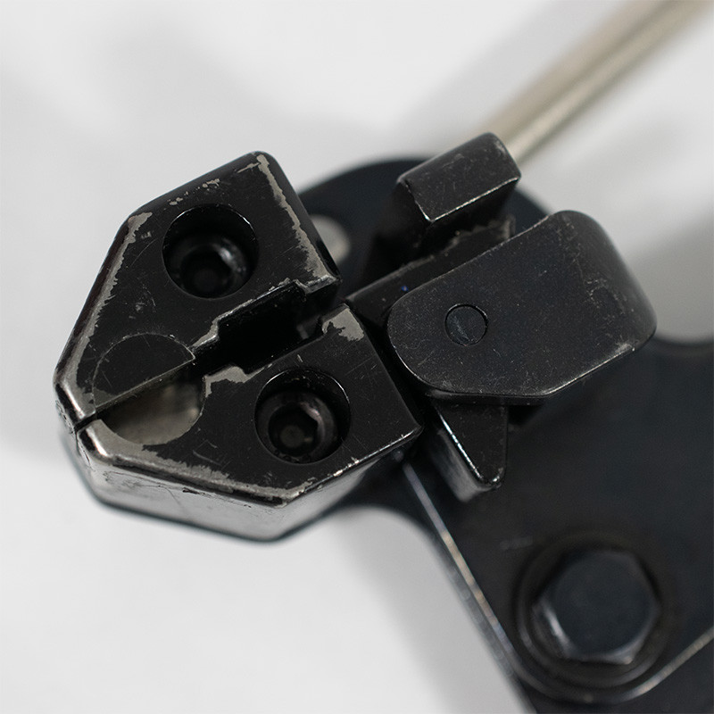 Herramienta bridas de acero inoxidable CT3