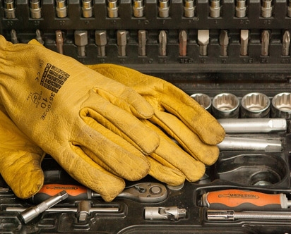 How to close a clamp?